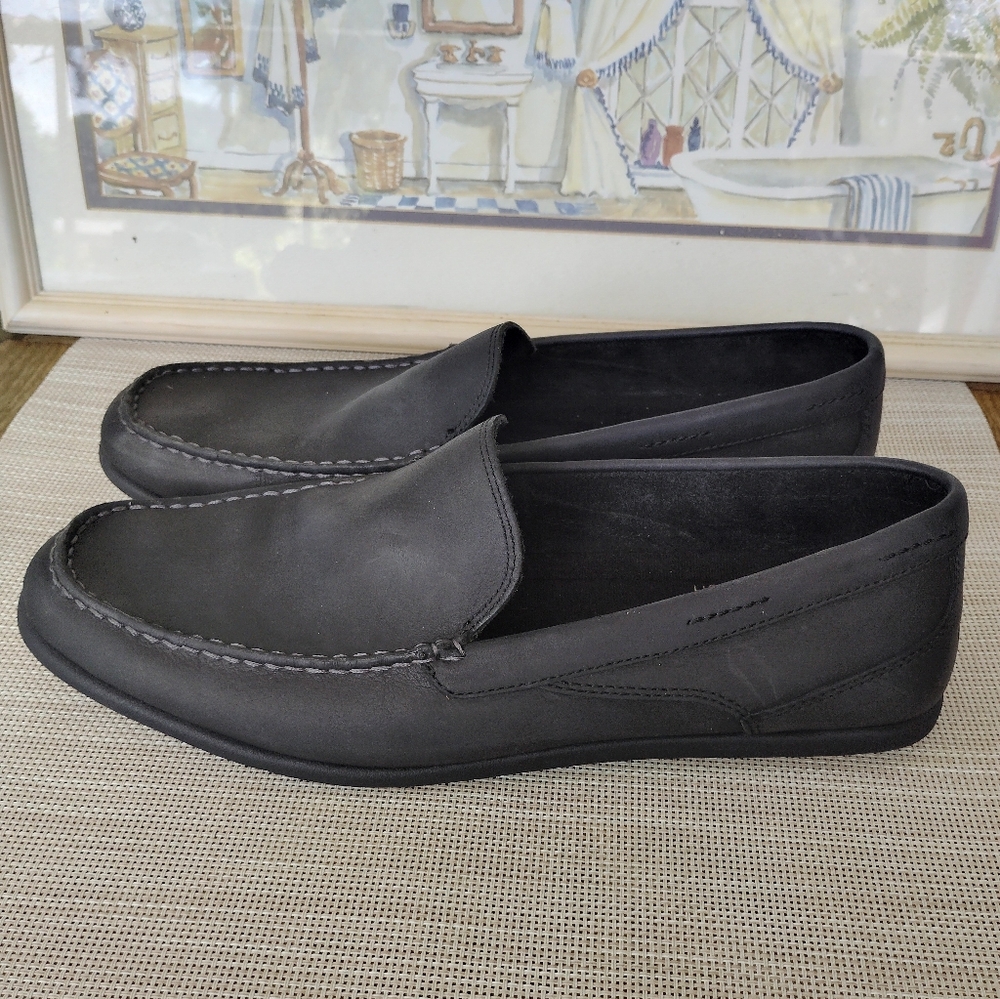 Rockport "Walkability" Black Leather Slip-On Loafers. Size 11. Beautiful Loafers